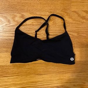 Lululemon sports bra - size 4 - black - EUC